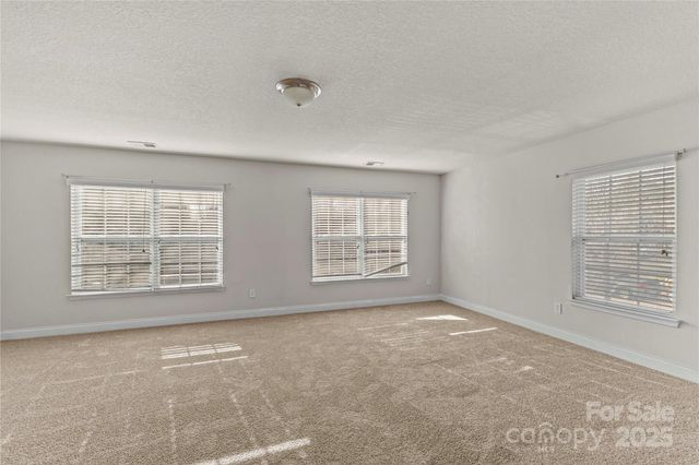 2532 Glyncastle Way, Gastonia, NC 28056