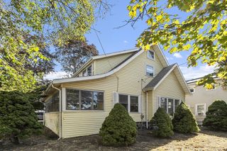 12 Wass St, Lynn, MA 01902