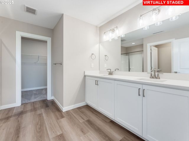 940 Nw 178TH Way, Ridgefield, WA 98642