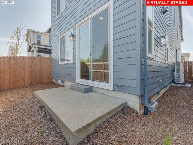 940 Nw 178TH Way, Ridgefield, WA 98642