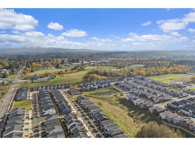 940 Nw 178TH Way, Ridgefield, WA 98642