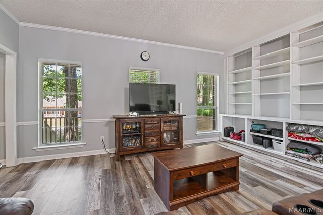75 Willow Bend Drive, Wetumpka, AL 36093
