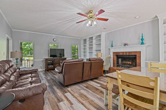 75 Willow Bend Drive, Wetumpka, AL 36093