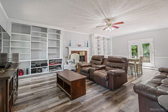 75 Willow Bend Drive, Wetumpka, AL 36093