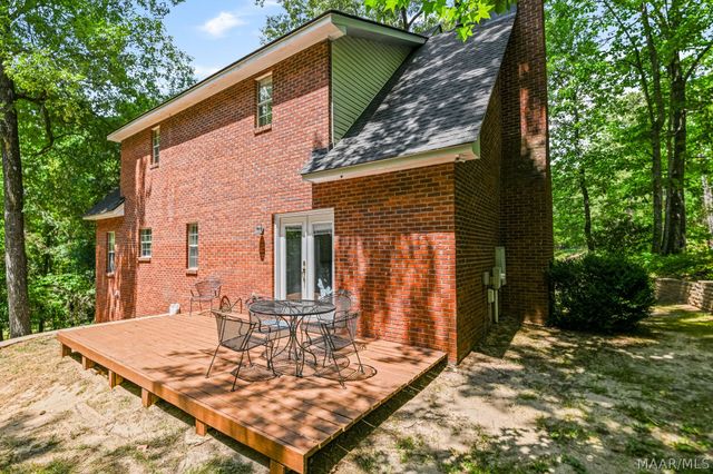 75 Willow Bend Drive, Wetumpka, AL 36093
