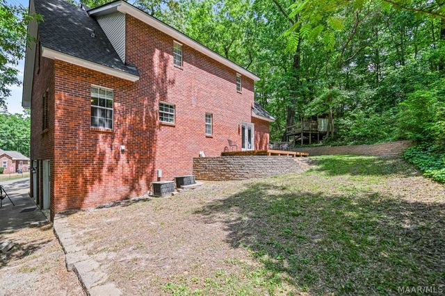 75 Willow Bend Drive, Wetumpka, AL 36093