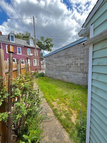 135 OLD DORWART ST, Lancaster, PA 17603