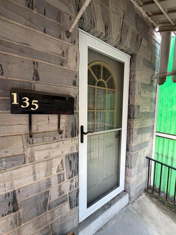 135 OLD DORWART ST, Lancaster, PA 17603