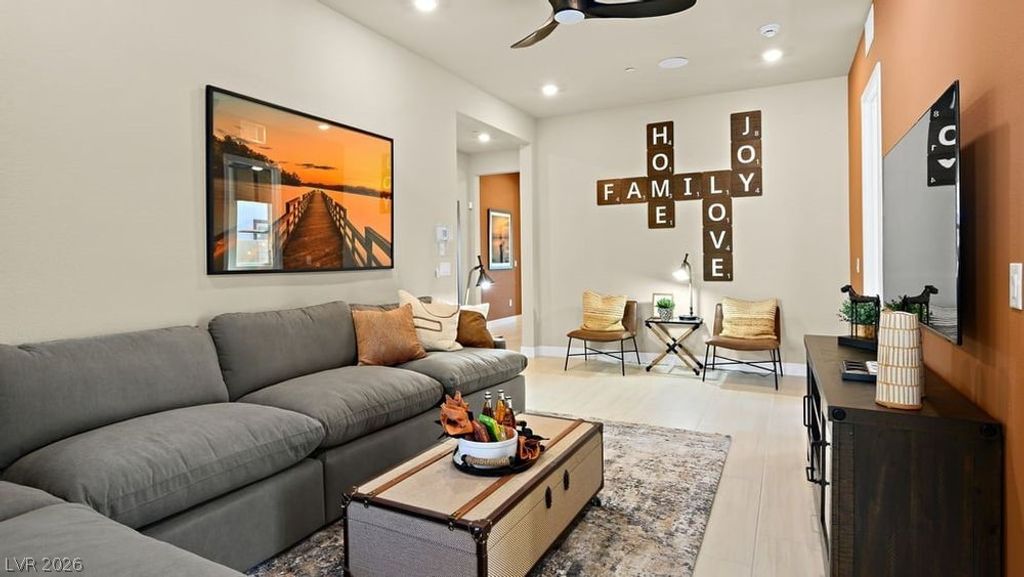 212 Paraggi Bay Drive, Henderson, NV 89011 — photo 5