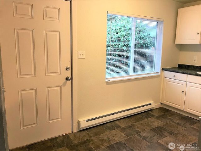 123 Acorn Street, Bremerton, WA 98310