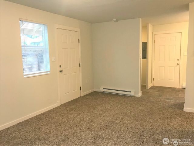 123 Acorn Street, Bremerton, WA 98310