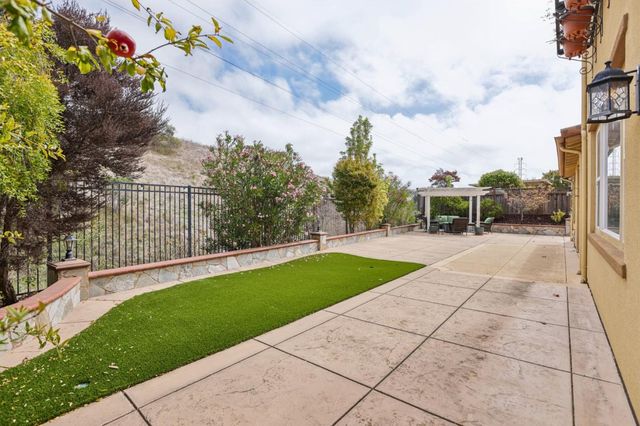 282 Drummond Drive, Hayward, CA 94542