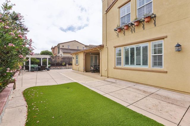 282 Drummond Drive, Hayward, CA 94542