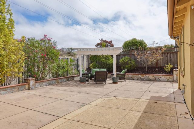 282 Drummond Drive, Hayward, CA 94542