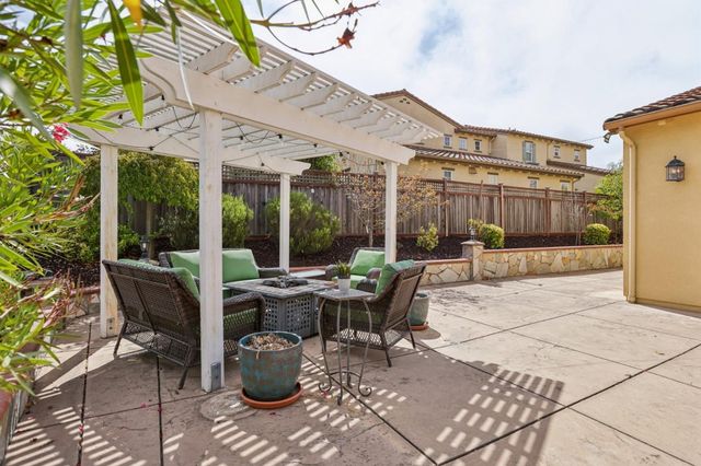 282 Drummond Drive, Hayward, CA 94542