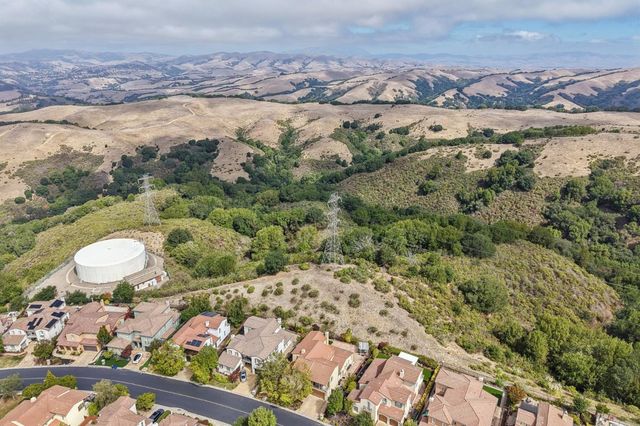 282 Drummond Drive, Hayward, CA 94542