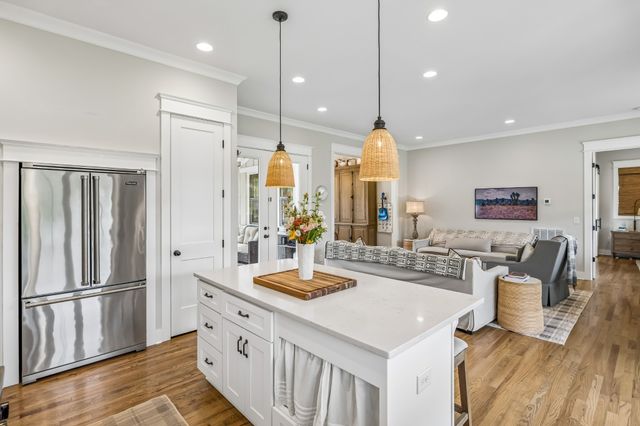 1765 Theta Pike, Columbia, TN 38401