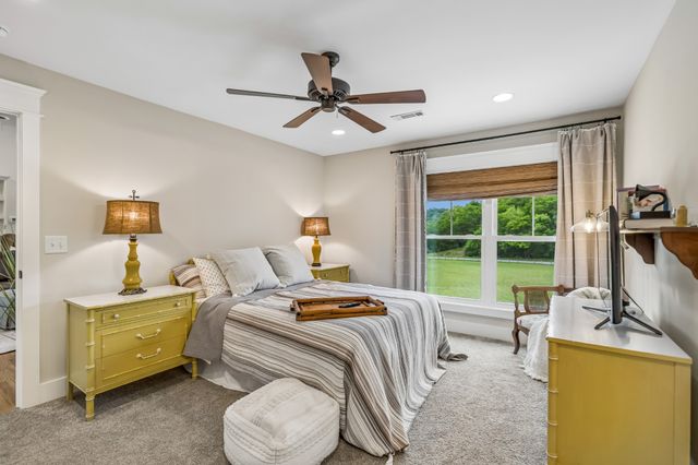 1765 Theta Pike, Columbia, TN 38401