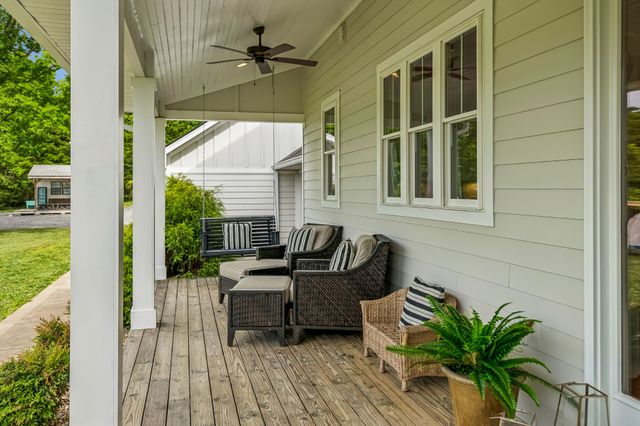 1765 Theta Pike, Columbia, TN 38401