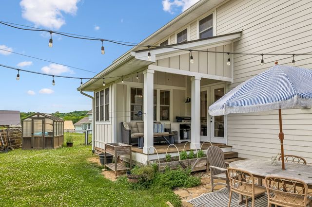 1765 Theta Pike, Columbia, TN 38401