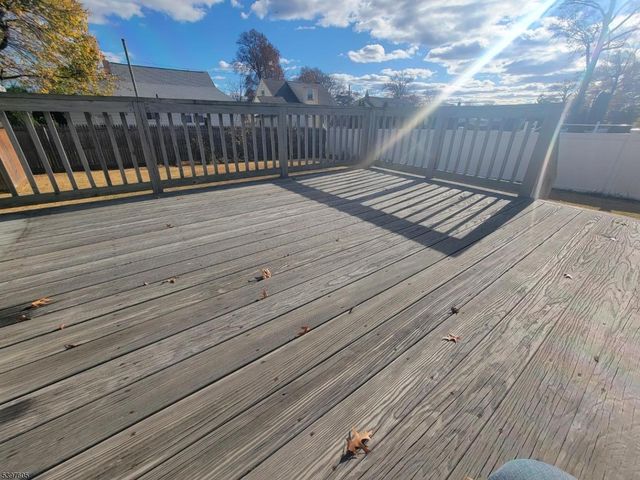 333 Livingston Rd, Linden City, NJ 07036