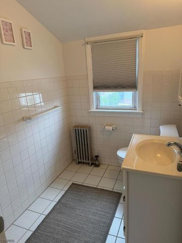 333 Livingston Rd, Linden City, NJ 07036