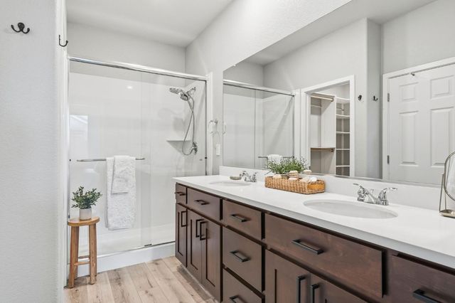 2008 Metalmark St, Roseville, CA 95747