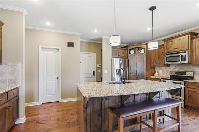 8209 NE 103rd Street, Kansas City, MO 64157