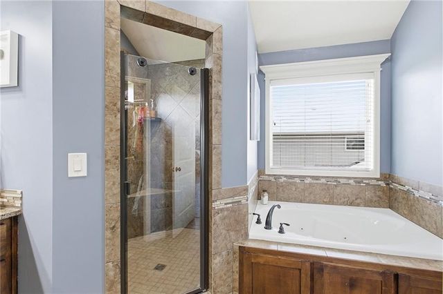 8209 NE 103rd Street, Kansas City, MO 64157