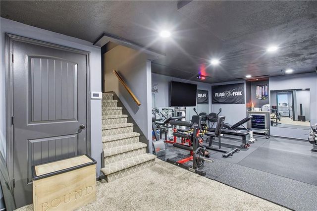 8209 NE 103rd Street, Kansas City, MO 64157