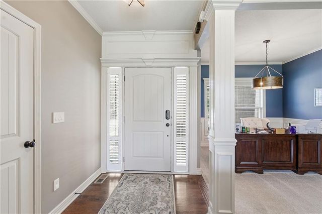 8209 NE 103rd Street, Kansas City, MO 64157