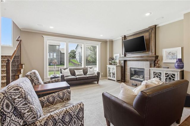 8209 NE 103rd Street, Kansas City, MO 64157