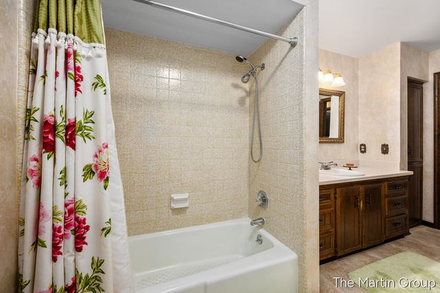 2921 Rosewood Street, Hudsonville, MI 49426