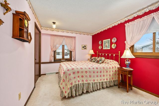 2921 Rosewood Street, Hudsonville, MI 49426