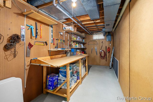 2921 Rosewood Street, Hudsonville, MI 49426