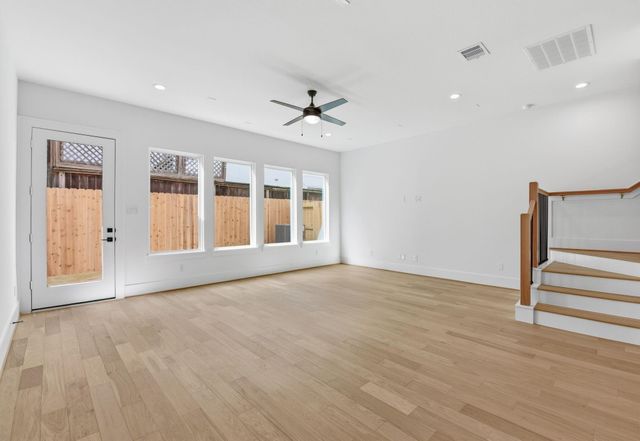 1436 Alexander St, Houston, TX 77008