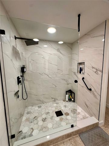 28450 TRANQUIL LAKE CIRCLE, Wesley Chapel, FL 33543