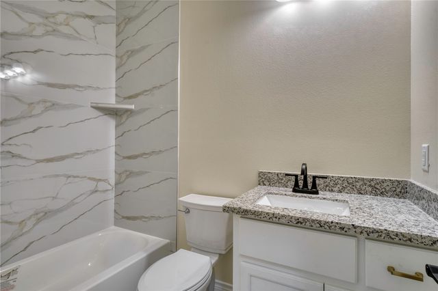 1112 Holly Springs, Huntsville, TX 77320