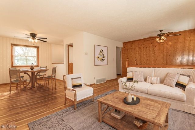 36548 Lakehurst Drive, Eastlake, OH 44095