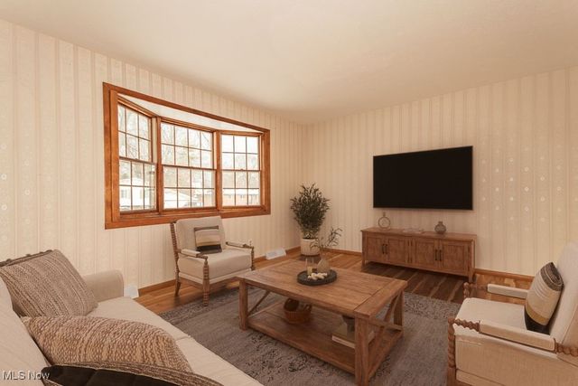 36548 Lakehurst Drive, Eastlake, OH 44095