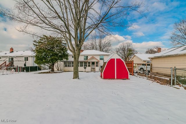 36548 Lakehurst Drive, Eastlake, OH 44095