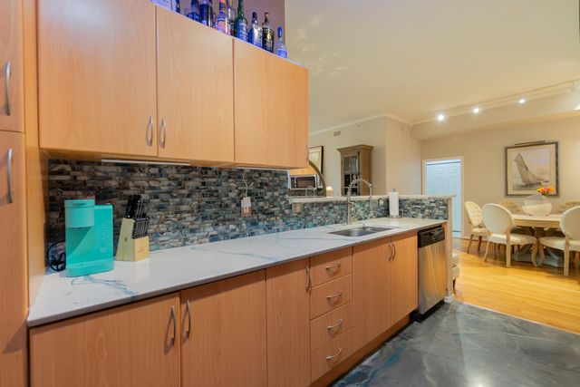 804 E Windward Way 108, Lantana, FL 33462