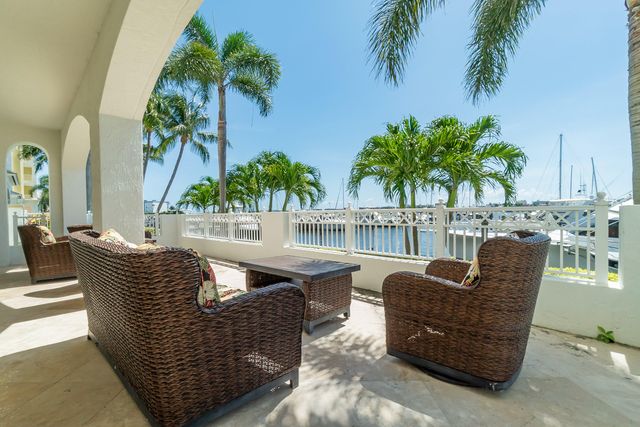 804 E Windward Way 108, Lantana, FL 33462