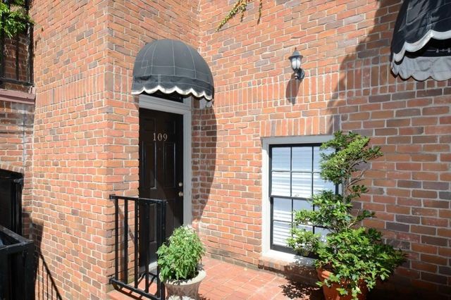 4419 Holland Avenue 109, Dallas, TX 75219