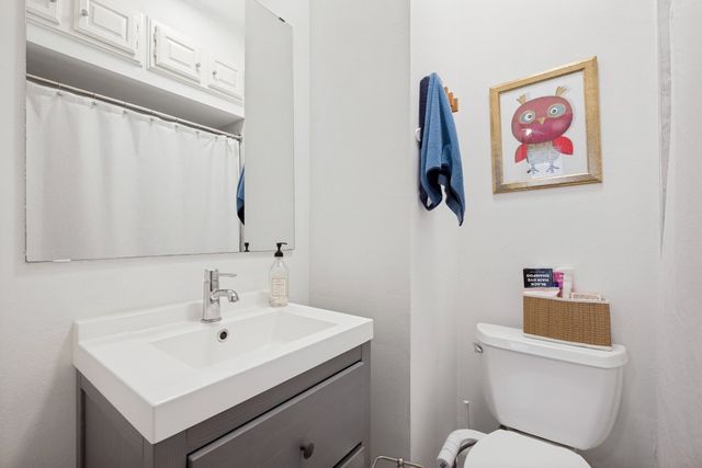 4419 Holland Avenue 109, Dallas, TX 75219