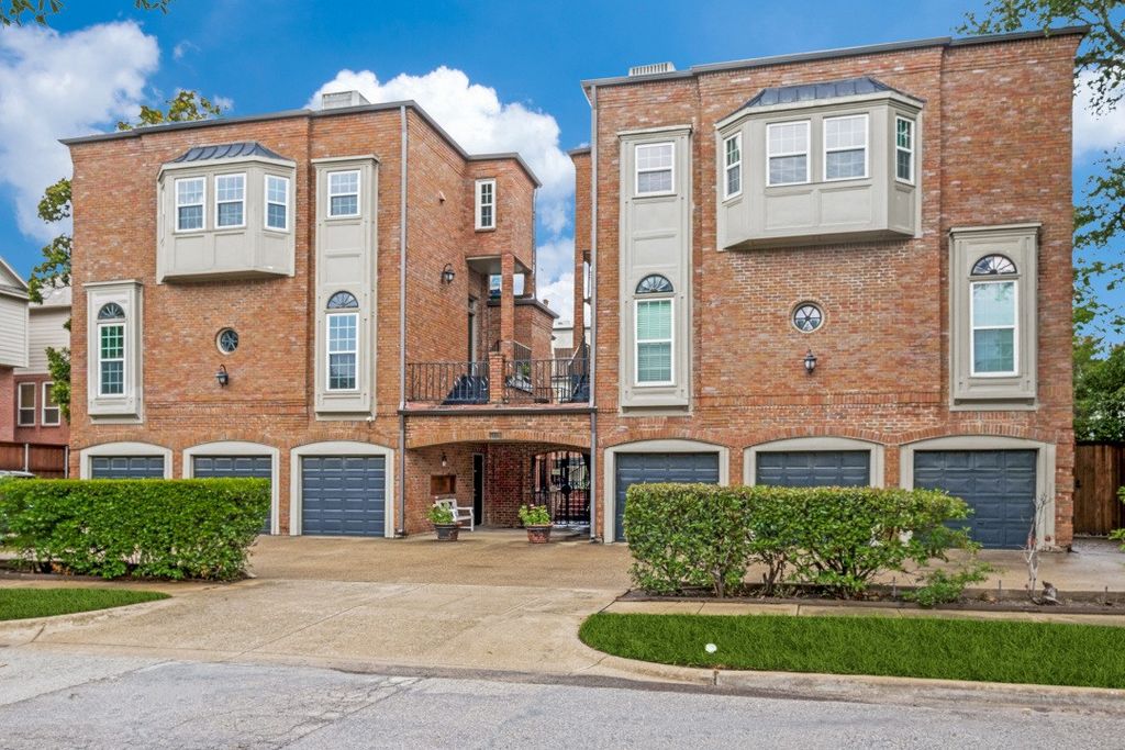 4419 Holland Avenue 109, Dallas, TX 75219