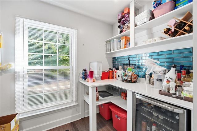 12716 W 57th Terrace, Shawnee, KS 66216