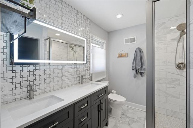 12716 W 57th Terrace, Shawnee, KS 66216