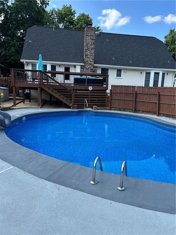 12716 W 57th Terrace, Shawnee, KS 66216