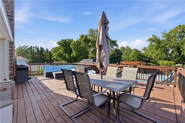 12716 W 57th Terrace, Shawnee, KS 66216